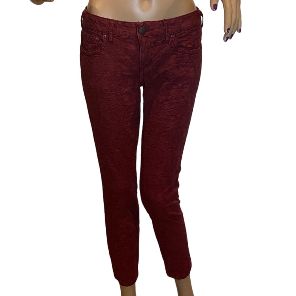 Free People Dark Red Embossed Floral Design Boho Skinny Jeans Pants Size 28 EUC